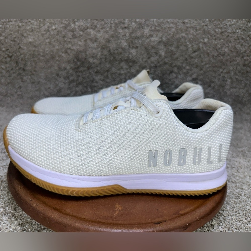 Nobull Unisex Trainers Men’s Size 7  Women’s 8.5